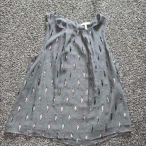 Joie Women’s Gray Sleeveless Silk Top Metallic Feather Print Size Medium
